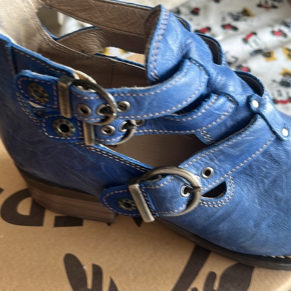 Dromedaris, Kelsey, Cobalt size 40 leather boots with buckles and heel zipper - Picture 4 of 5